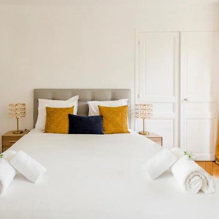 8P - 3Br Le Marais Spacious - Central - Historic Apt Parigi Esterno foto