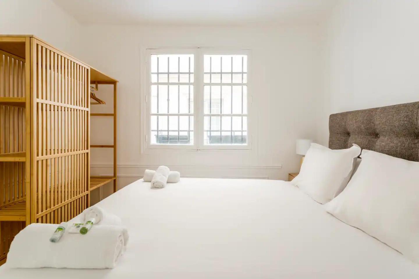 8P - 3Br Le Marais Spacious - Central - Historic Apt Parigi Esterno foto